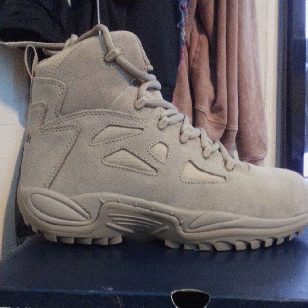Reebok Sand Combat Boots